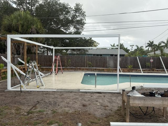 Pool Rescreening